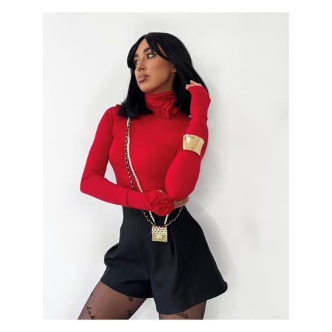 Bluzka golfik z różami 3D czerwona La Milla