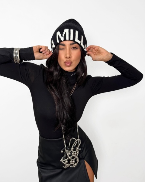 Body z logowaniem czarne La Milla