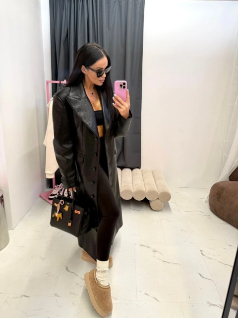 Długi płaszcz ze skóry ekologicznej czarny La Milla