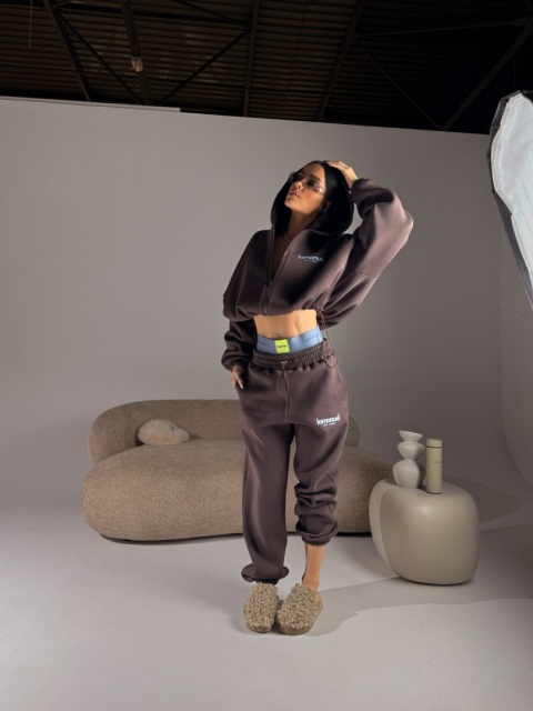 Dres CREAMY czekolada bluza i spodnie La Manuel