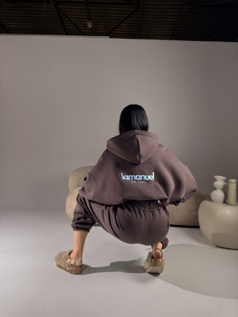 Dres CREAMY czekolada bluza i spodnie La Manuel