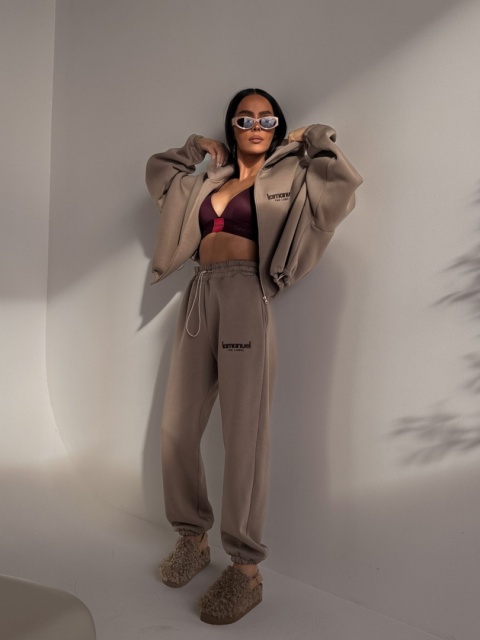 Dres CREAMY beż bluza i spodnie La Manuel