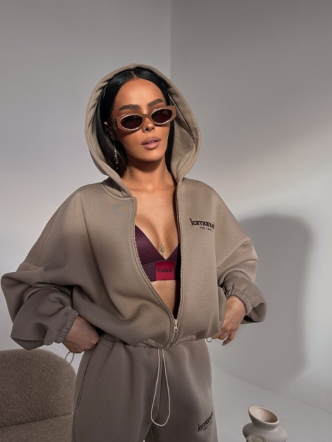 Dres CREAMY beż bluza i spodnie La Manuel