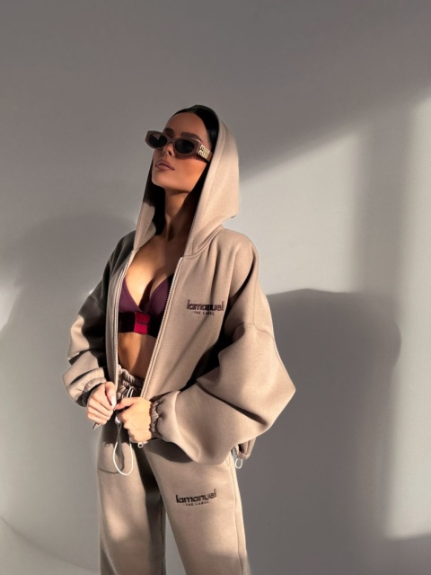 Dres CREAMY beż bluza i spodnie La Manuel