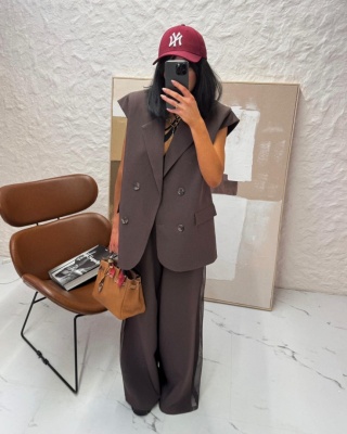 Kamizelka brązowa garniturowa La Milla