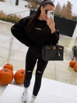 Bluza z małym logo czarna La Milla