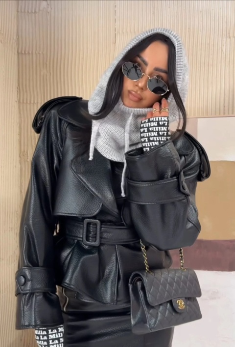 Ramoneska z paskiem a la trencz czarna La Milla