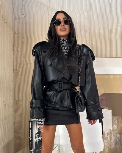 Ramoneska z paskiem a la trencz czarna La Milla