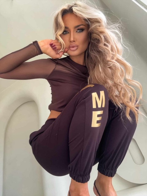 Spodnie JOGGERY logo – czekoladowe By Me