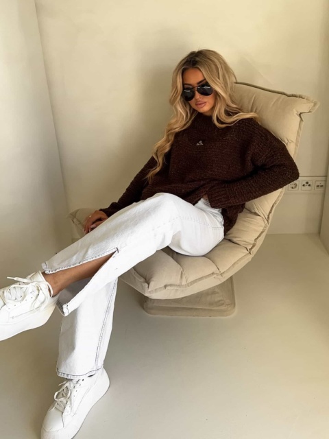 Sweter BUCLA – czekoladowy By Me