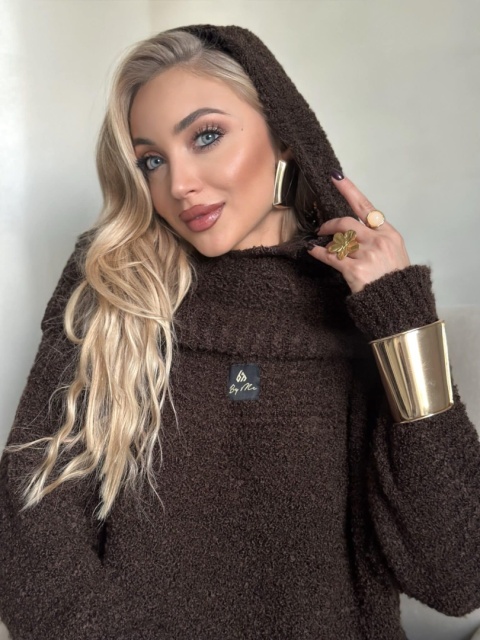 Sweter BUCLA – czekoladowy By Me