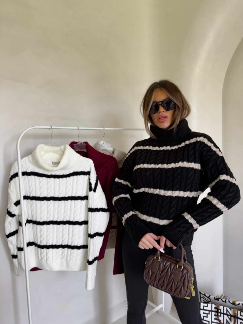 Sweter golf INKO pasy czarno beżowe By Me