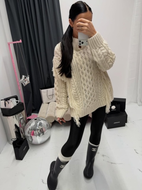 Sweter z frędzlami kremowy La Milla