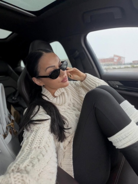 Sweter z frędzlami kremowy La Milla