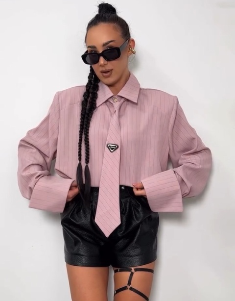 Koszula z krawatem pudrowa w paseczki La Milla