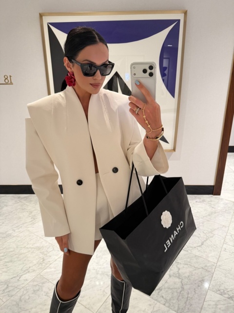 Maryarka z wyciętymi ramionami biała La Milla