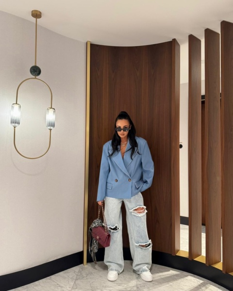 Marynarka z widocznymi szwami niebieska La Milla