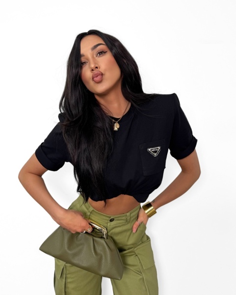 Klasyczny T-shirt z logowaną naszywką czarny La Milla
