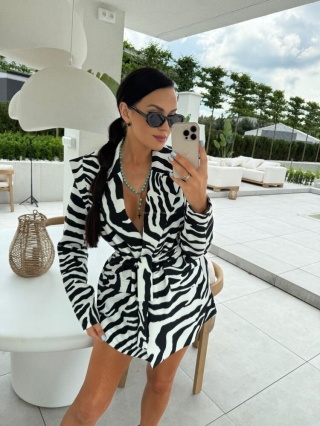 Marynarka oversize z poduszkami WIGILIA ZEBRA La Milla