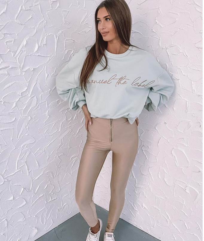 Sweatshirt with lacing on the back LENORA mint - LA MANUEL Sweatshirt with lacing on the back LENORA mint - LA MANUEL