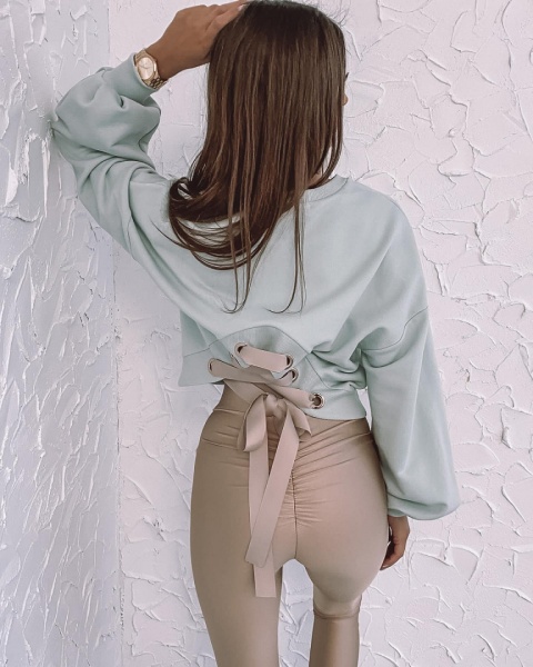 Bluza ze sznurowaniem na plecach LENORA miętowa- LA MANUEL