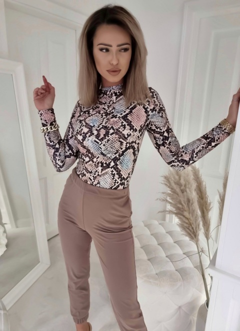 Bluzka półgolf w wężowy print - BY ME