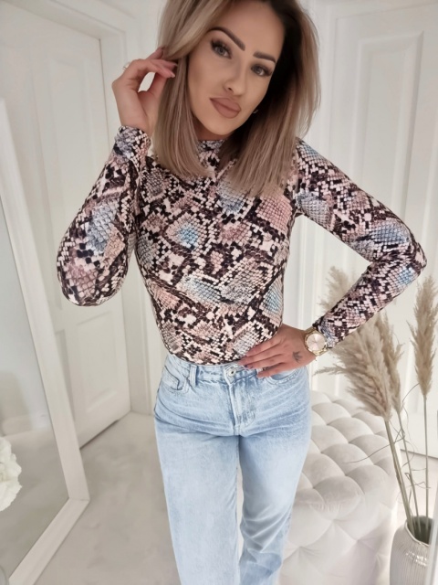 Bluzka półgolf w wężowy print - BY ME