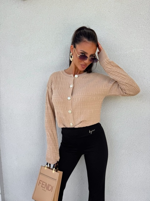 Sweter GIVEN – ciemny beż By Me