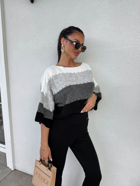 Sweter SOFT pasy – szaro czarny By Me