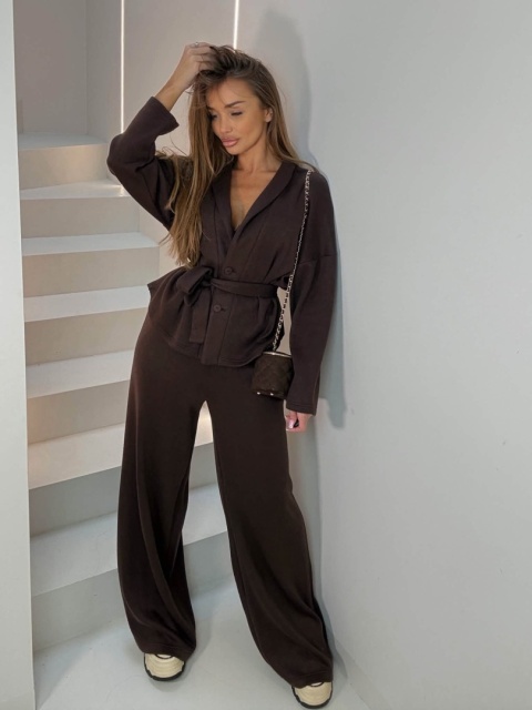 Komplet sweterkowy szerokie spodnie i sweterek na guziki AGATHA FASHION