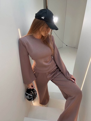 Komplet z wiązaniem z tyłu mleczna czekolada Agatha Fashion
