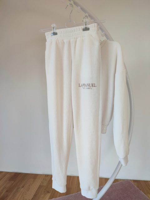 Komplet dresowy FLUFFY LIMITED EDITION 2022 ecru - LA MANUEL