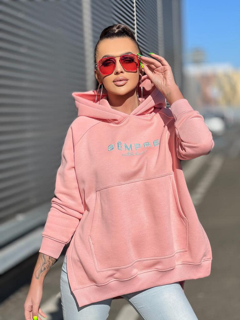 Bluza SARA LOGO brzoskiwnia z turkusowym napisem - SEMPRE Bluza SARA LOGO brzoskiwnia z turkusowym napisem - SEMPRE