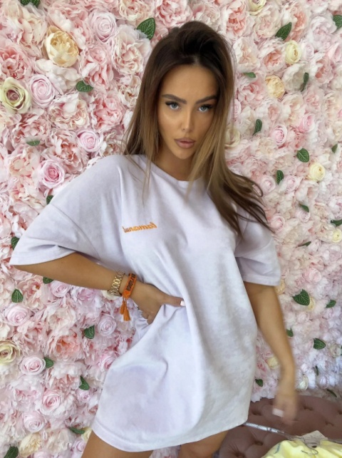 Obszerny t-shirt sukienka ESSENCE lila - LA MANUEL