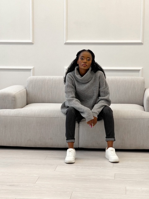 Klasyczny golf o równomiernym prążkowanym splocie ciemnoszary - ME GUSTA