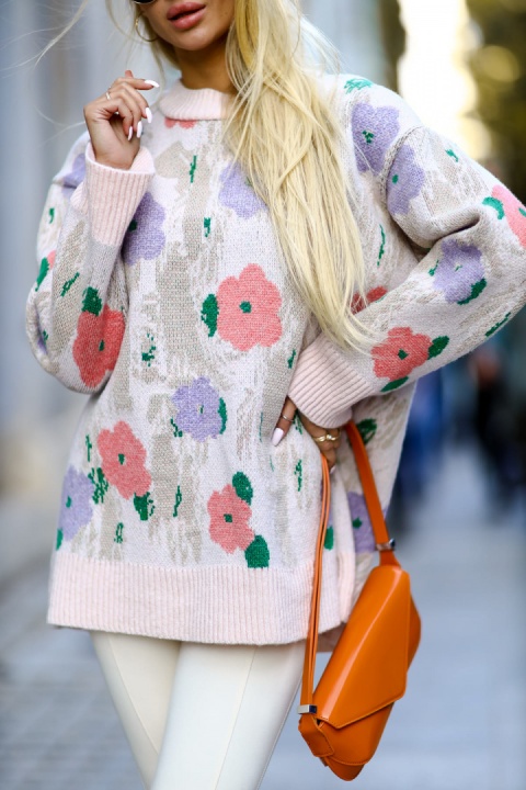 Żakardowy sweter w kwiaty LILY pudrowy- ME GUSTA